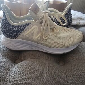 New Balance Women's Cream Knit Sneakers with Leopard Heel Accent